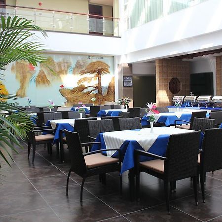 Zhuhai Platinum Holiday Hotel Екстер'єр фото