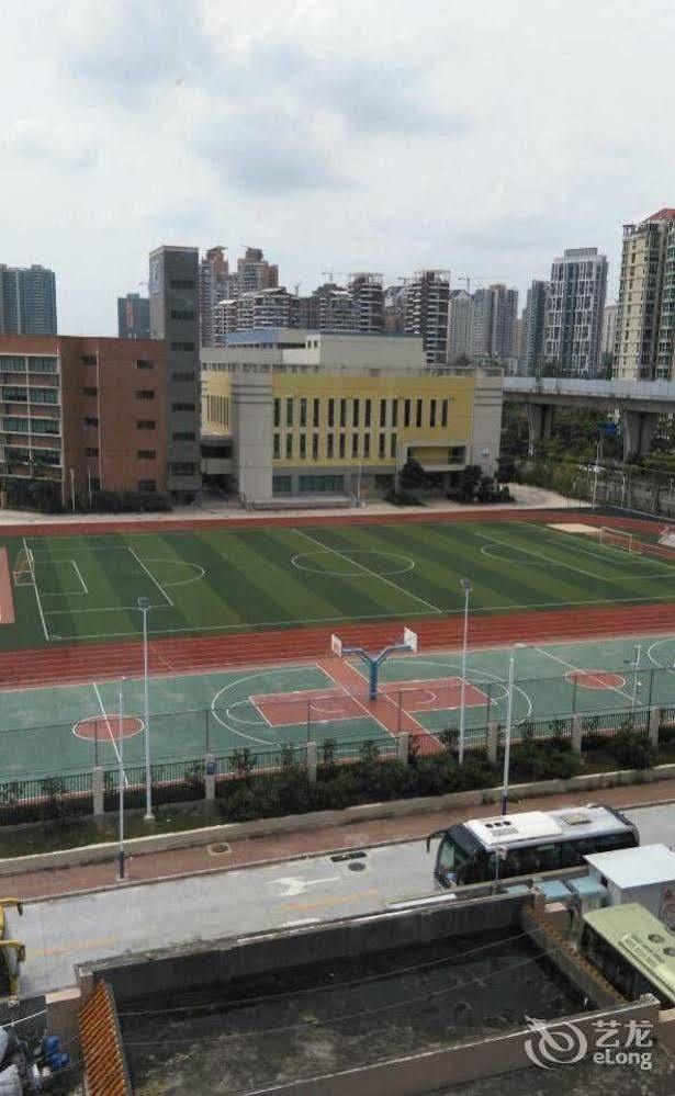 Zhuhai Platinum Holiday Hotel Екстер'єр фото